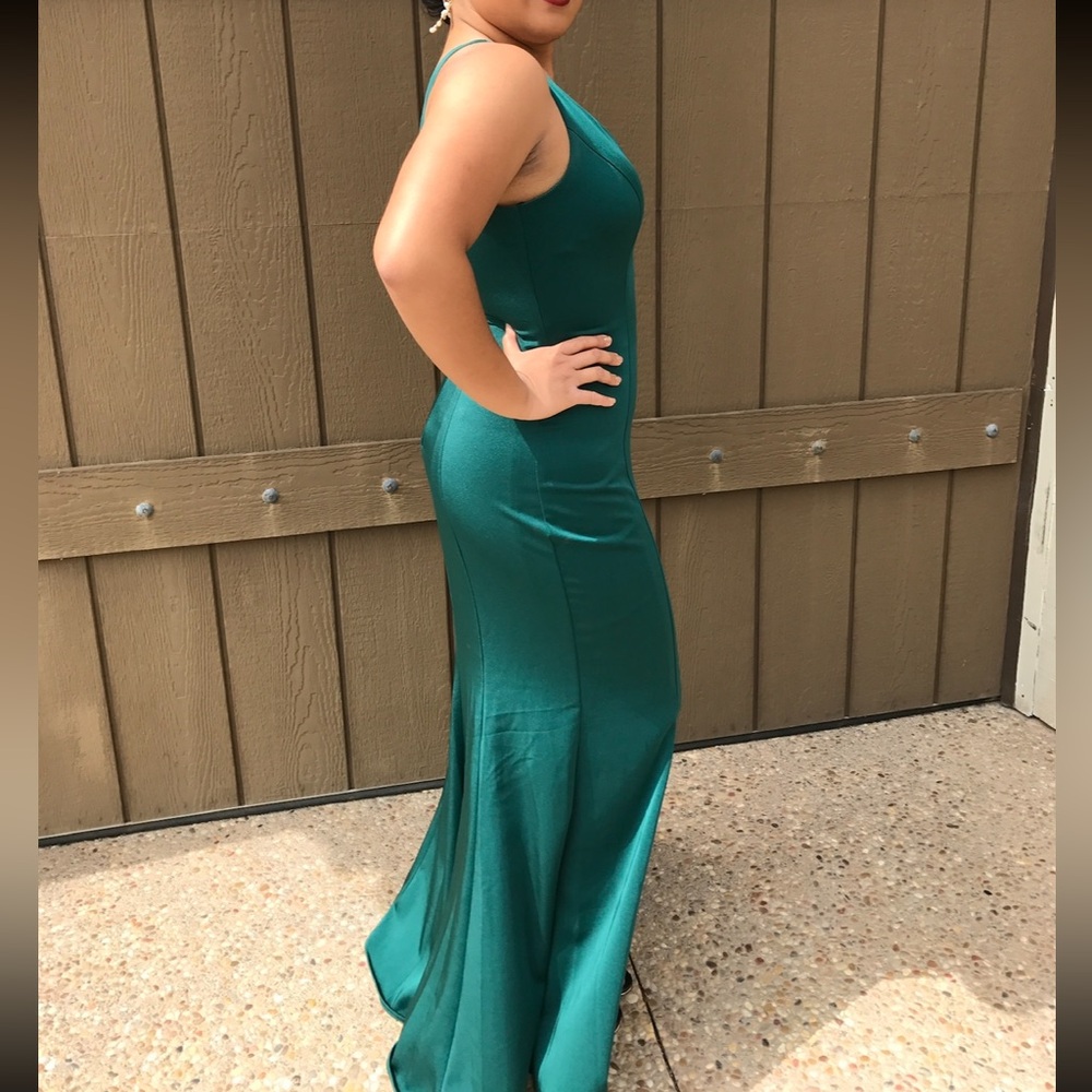 Eureka Elegant emerald Green prom Dress